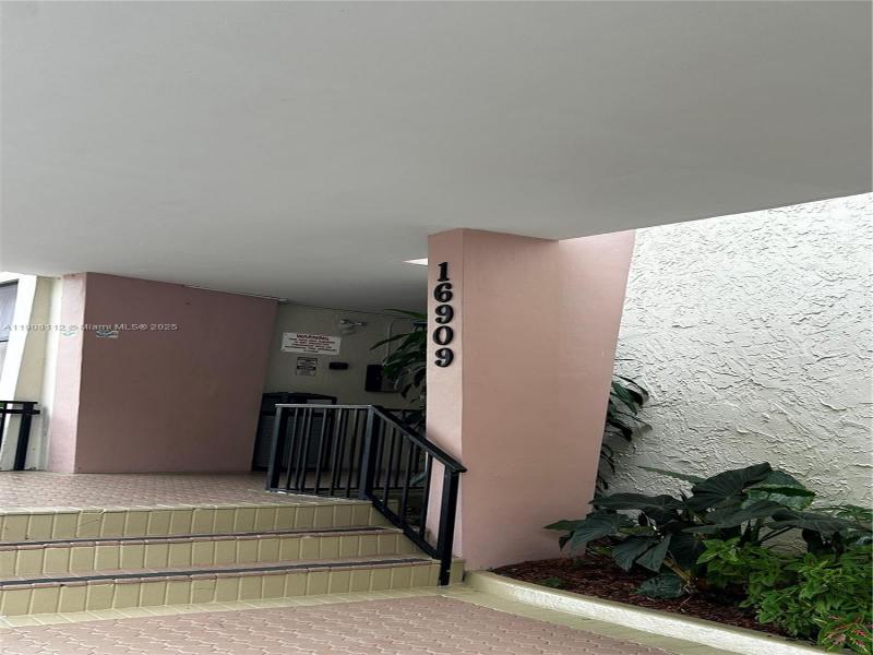 Alquiler de apartamento en Plaza of the Americas 103