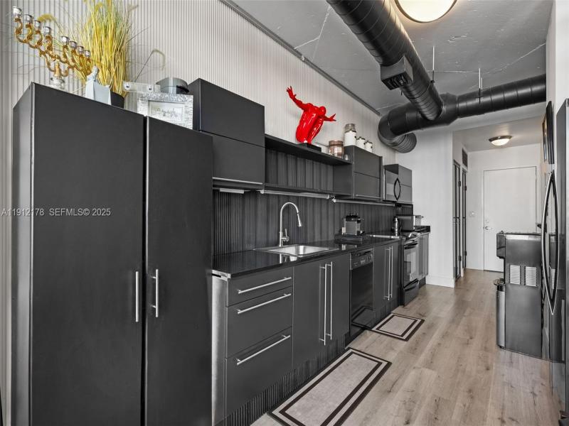 Property photo # 2