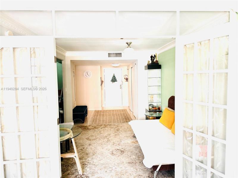 Condo for sale at Winston Towers 1510