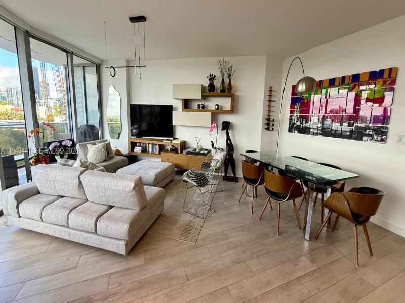 Property photo # 0