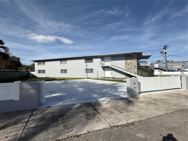 Property photo # 0