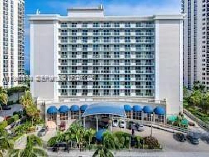 Condo for sale at Aventura Beach Club 1033
