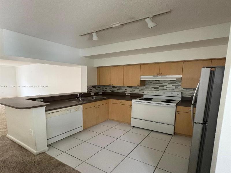 Comprar apartamento en Aventi at Aventura 1101