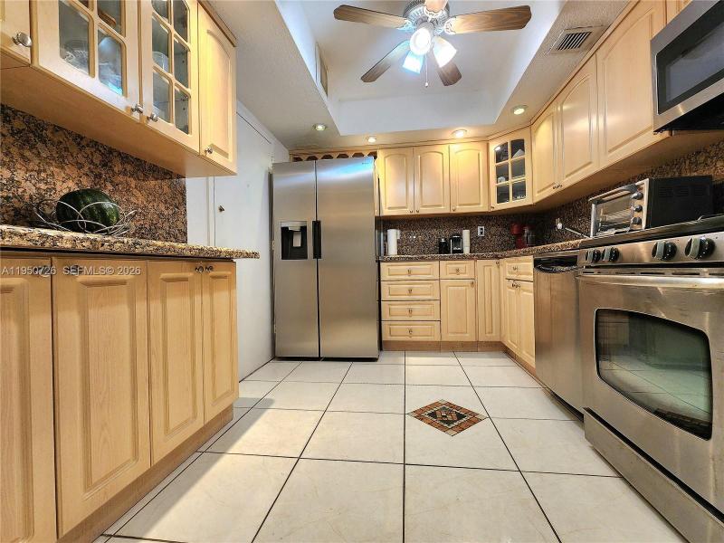 Condo for sale at Parker Plaza Estates 2204