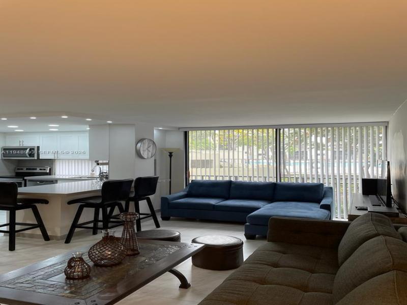 Alquiler de apartamento en Plaza of the Americas 104
