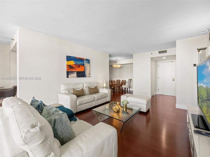 Condo for sale at Towers of Quayside 4 2005