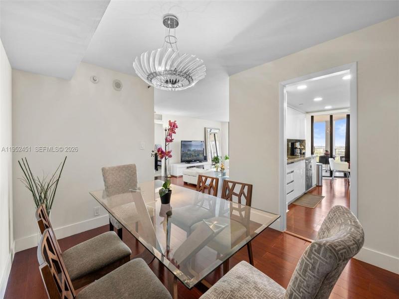 Condo for sale at Towers of Quayside 4 2005