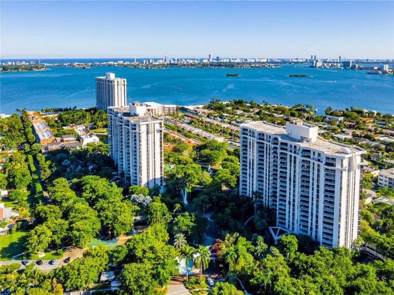 Condo for sale at Towers of Quayside 4 2005