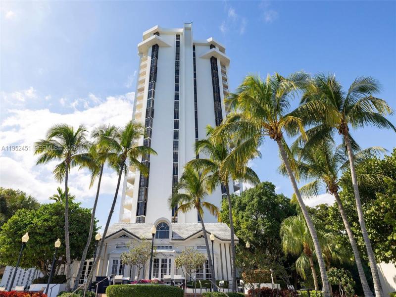 Condo for sale at Towers of Quayside 4 2005