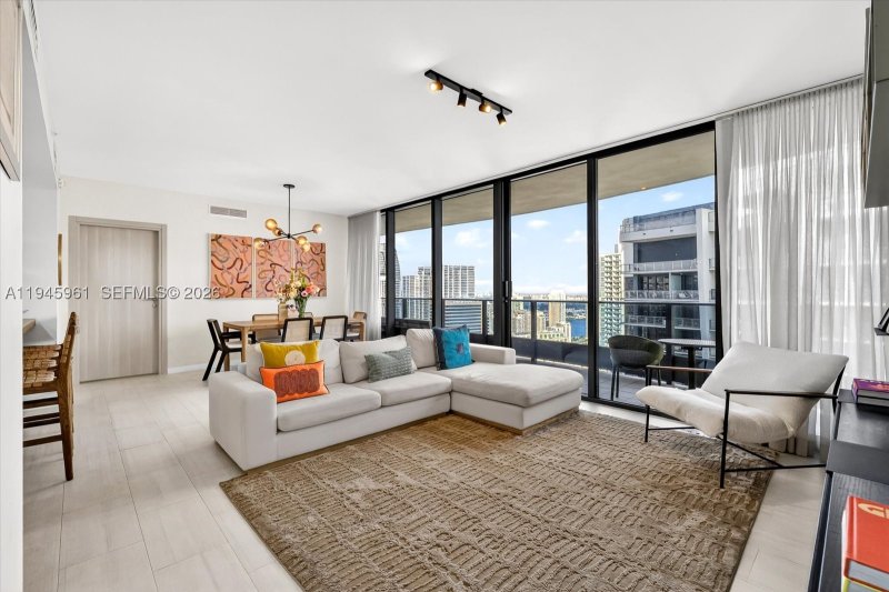 Condo for sale at Brickell Flatiron 4809