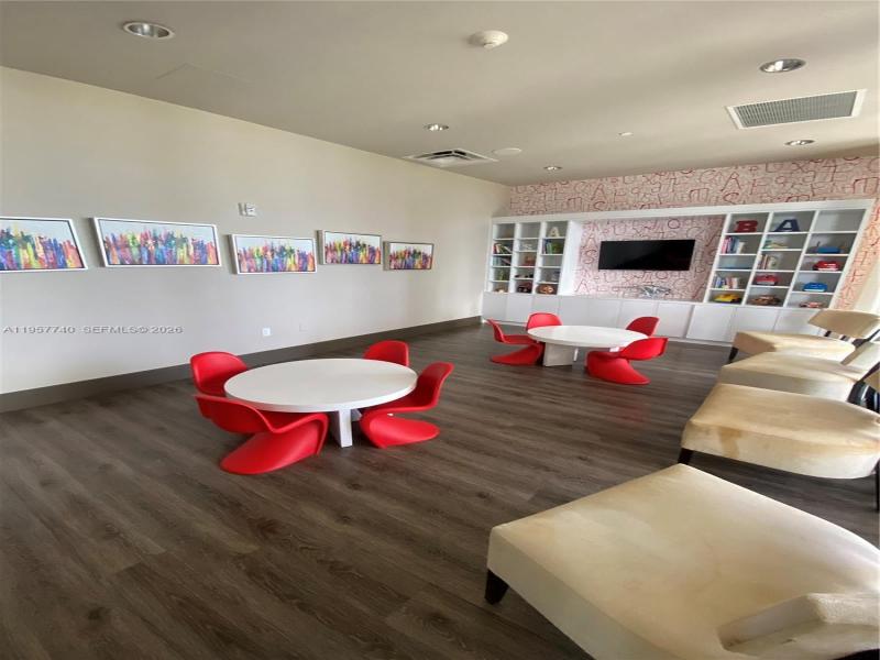 Property photo # 9