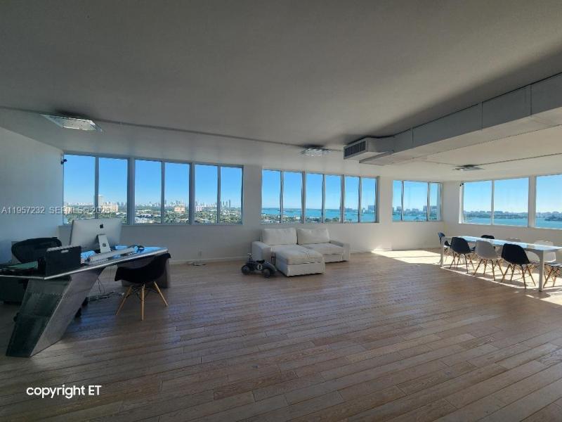 Comprar apartamento en Bayview Towers D1