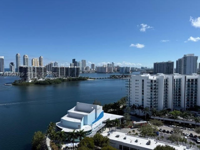 Aventura Marina II Apt #1815