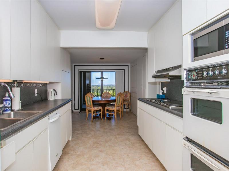 Comprar apartamento en The Cricket Club 1810
