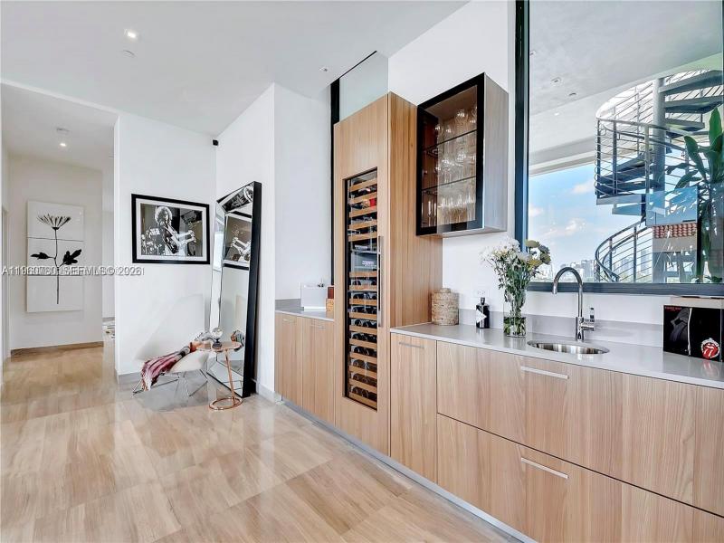 Comprar apartamento no The Fairchild Coconut Grove 605