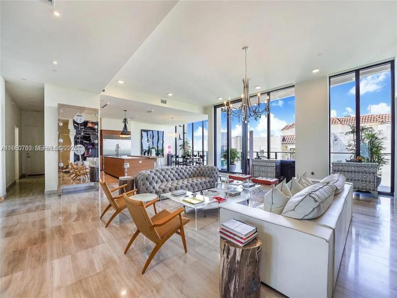 Comprar apartamento no The Fairchild Coconut Grove 605