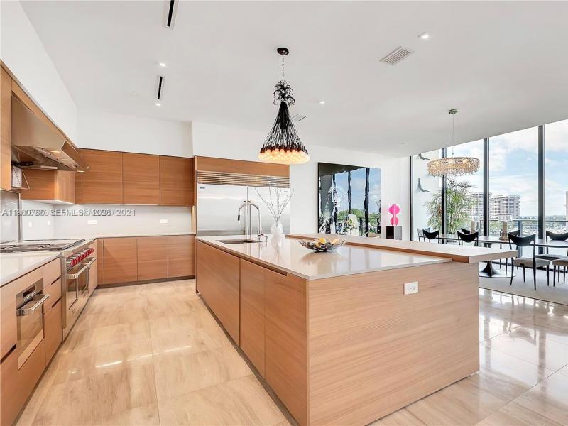 Comprar apartamento no The Fairchild Coconut Grove 605
