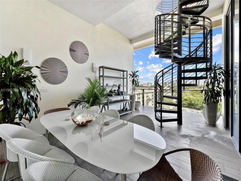 Comprar apartamento no The Fairchild Coconut Grove 605