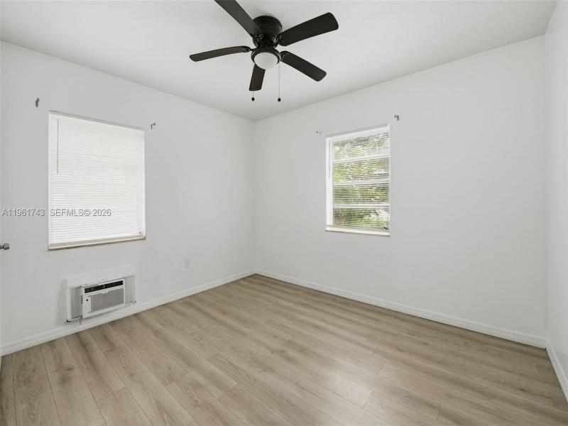 Property photo # 9