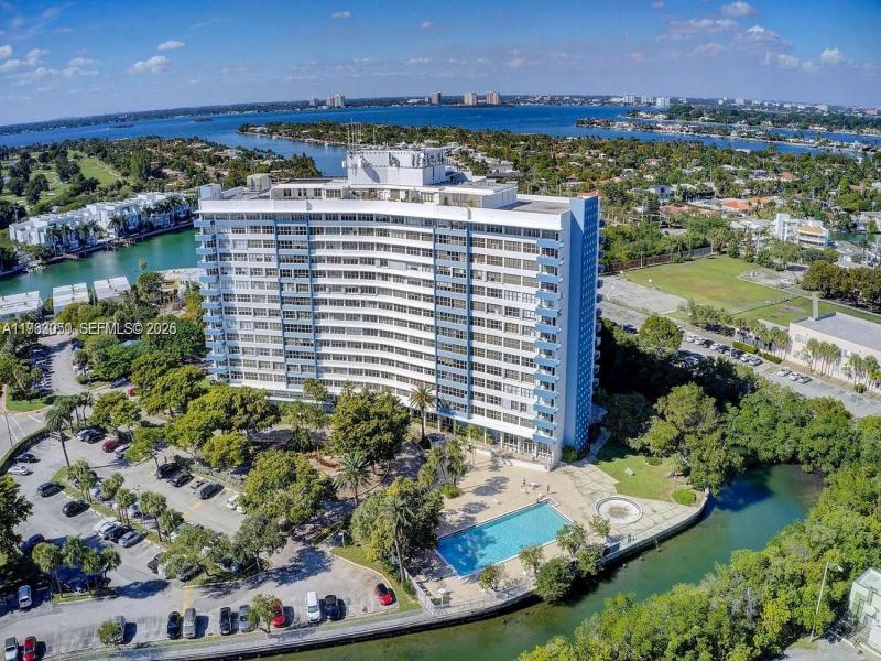 Condo for sale at Parkview Point 9I