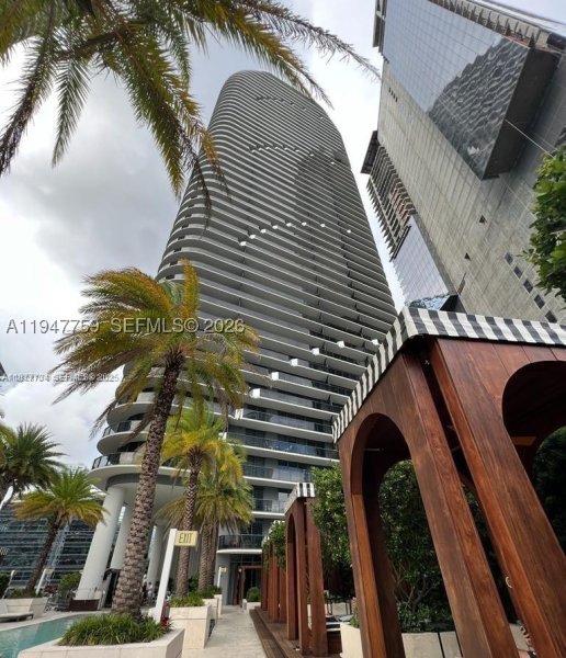 Apartment for rent at SLS Lux Brickell 1804