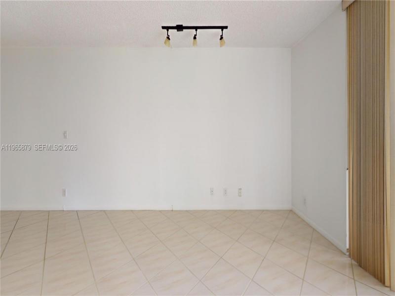 Condo for sale at Olympus Condo 417