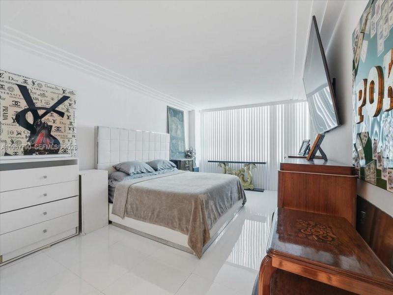 Condo for sale at Del Prado South Tower 1701