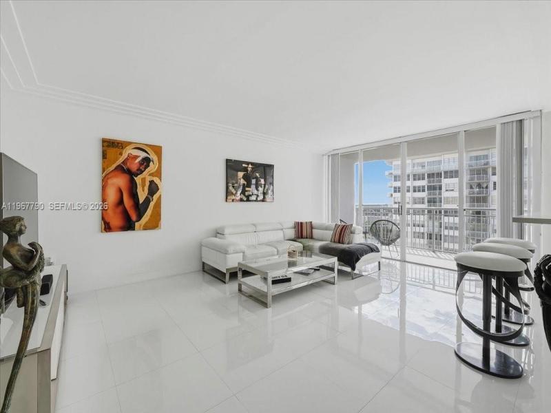 Condo for sale at Del Prado South Tower 1701