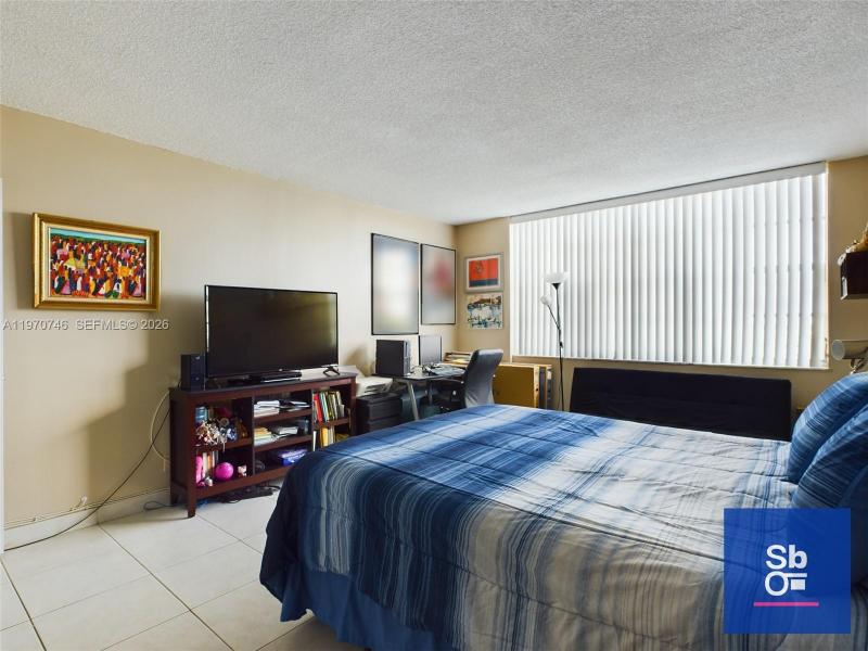 Comprar apartamento en Bayview Towers A707