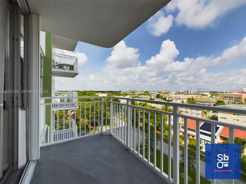 Comprar apartamento en Bayview Towers A707