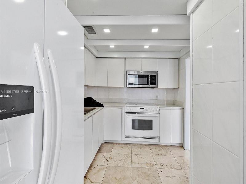 Comprar apartamento en King Cole 1012