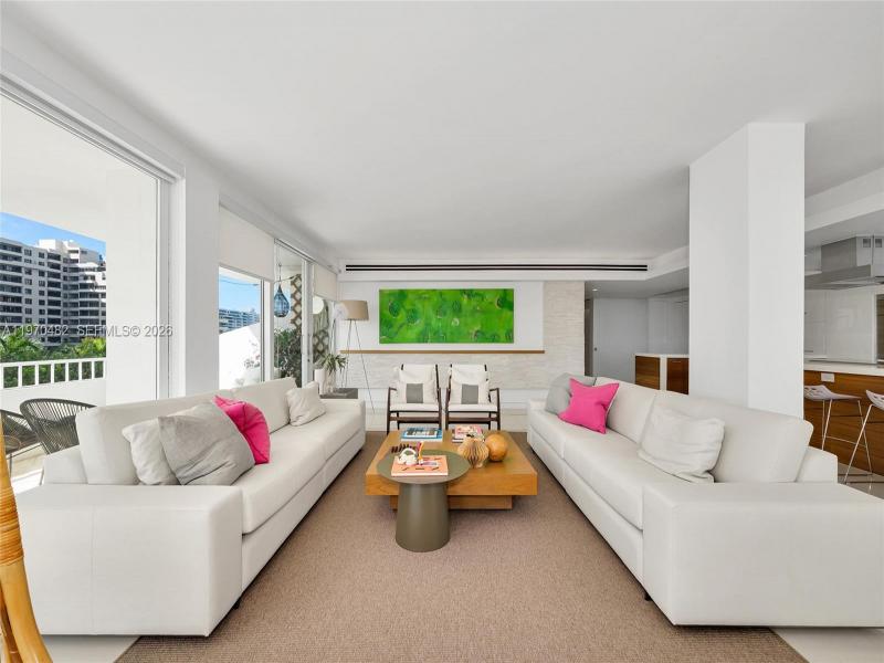 Comprar apartamento en Commodore Club South 401