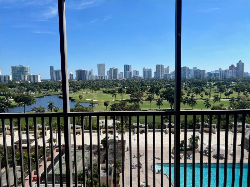Coronado I