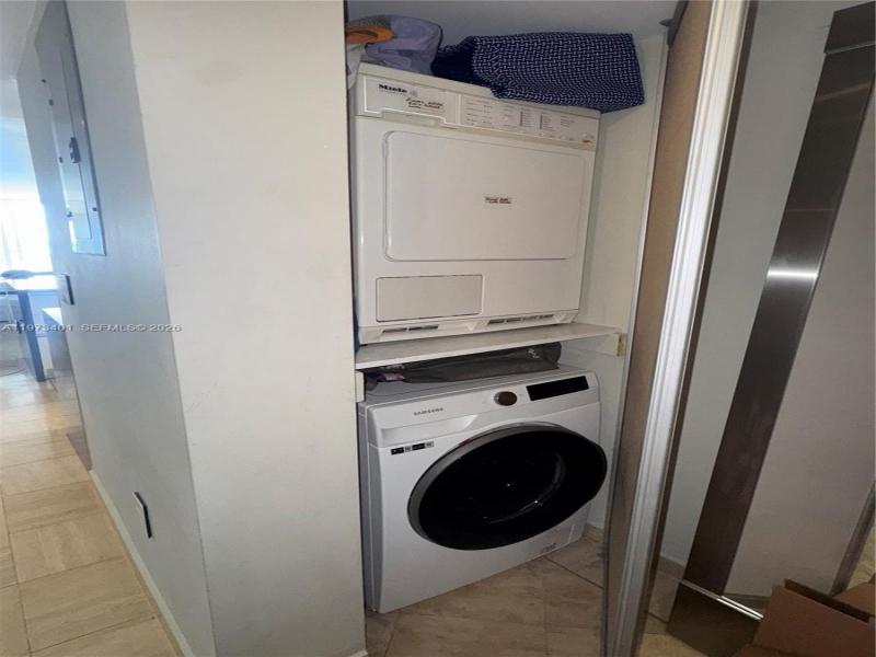 Alquiler de apartamento en Royal Club Condo 405