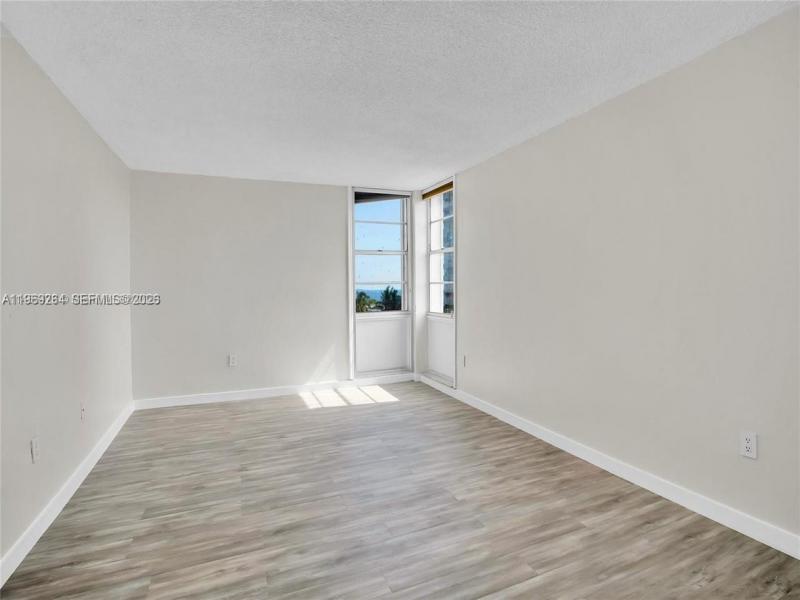 Comprar apartamento en Brickell 25 602