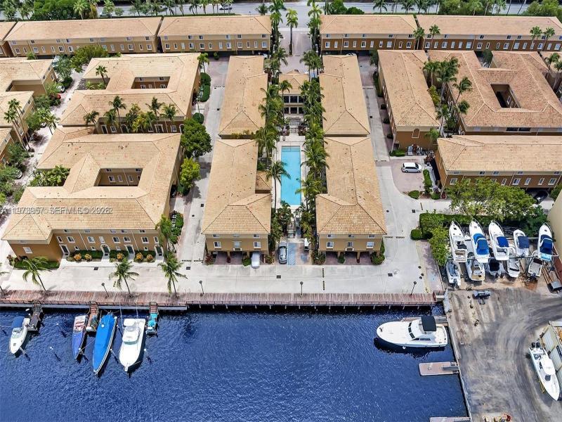 Comprar apartamento en Aventi at Aventura 1513