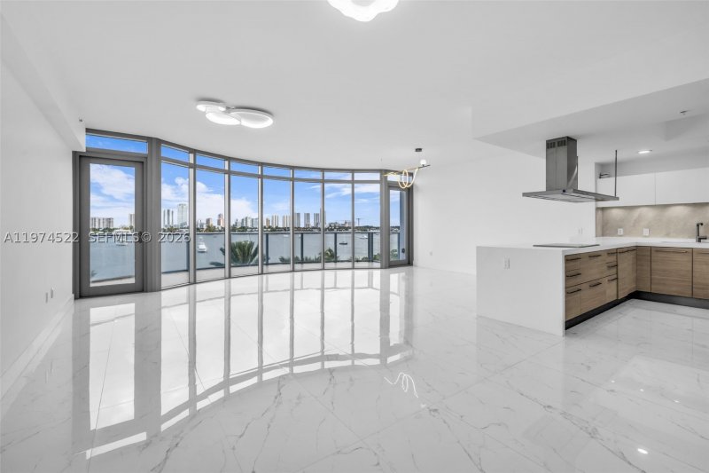 Apartment for rent at Marina Palms Yacht Club 411
