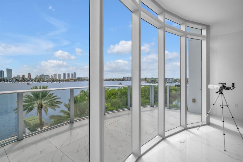Apartment for rent at Marina Palms Yacht Club 411