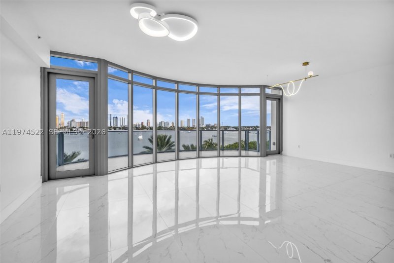 Apartment for rent at Marina Palms Yacht Club 411