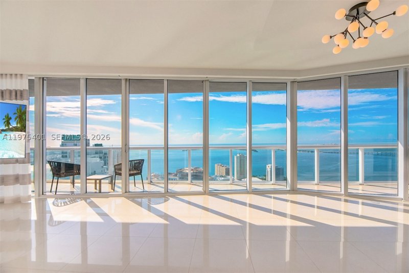 Condo for sale at Icon Brickell Tower I 4301