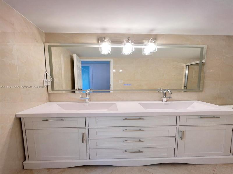 Condo for sale at Parker Dorado 1418