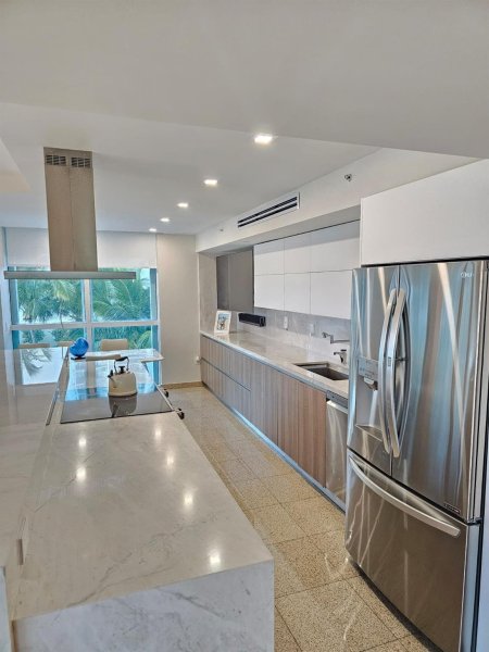 Condo for sale at Oceania 5 356