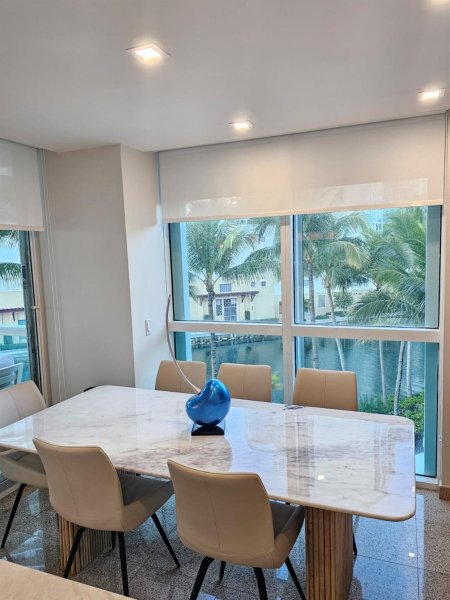 Condo for sale at Oceania 5 356