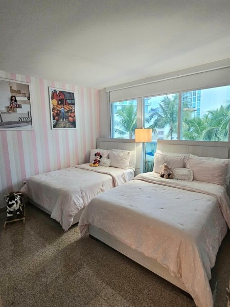 Condo for sale at Oceania 5 356