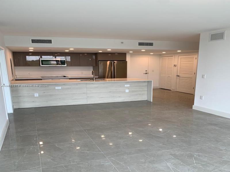 Comprar apartamento en The Highlands 403