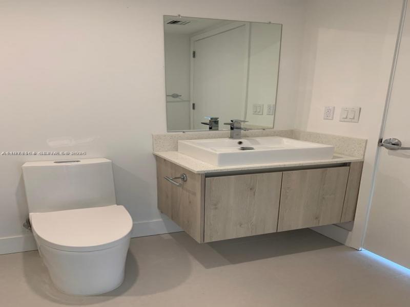 Comprar apartamento en The Highlands 403