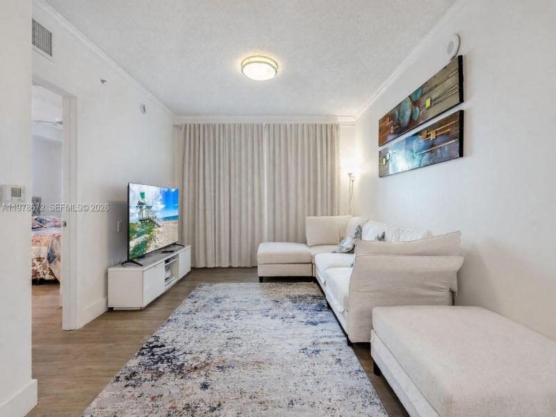 Comprar apartamento en Porto Bellagio 1414