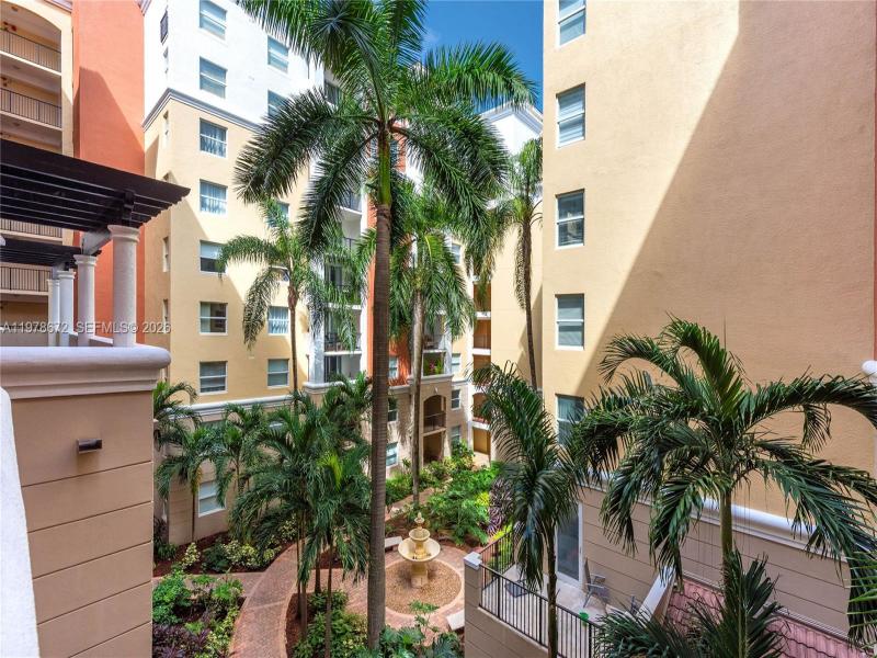 Comprar apartamento en Porto Bellagio 1414