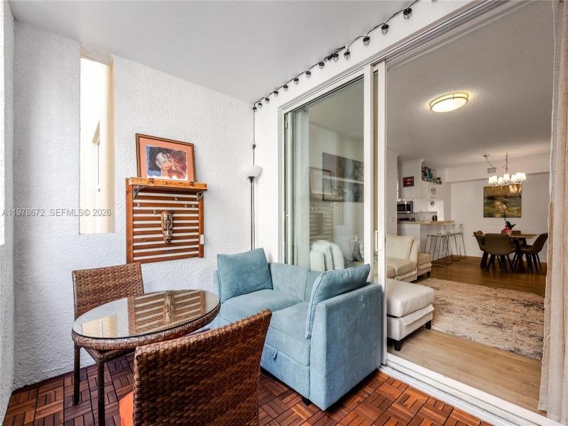 Comprar apartamento en Porto Bellagio 1414