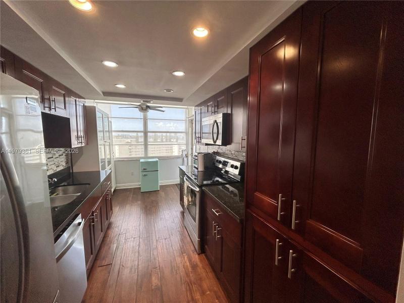 Alquiler de apartamento en Del Prado South Tower 904